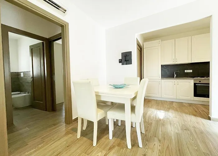 Daire Laureliving Holiday Home Casa Valori 02 La Maddalena (Sassari)