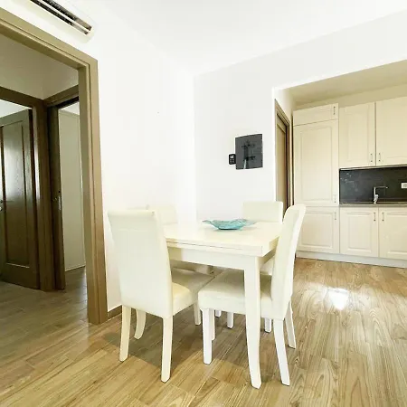 Apartmán Pgs Immobiliare Srls Casa Valori 02 Trilocale Con Terrazza Attrezzata La Maddalena (Sassari)